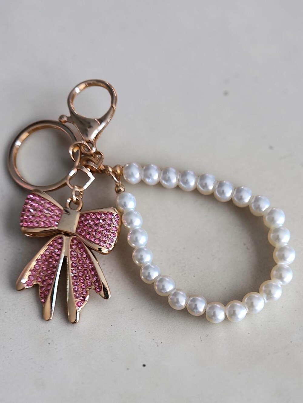S.B Nwt Pearl Loop Keyring with Pink Crystal Bow Charm
